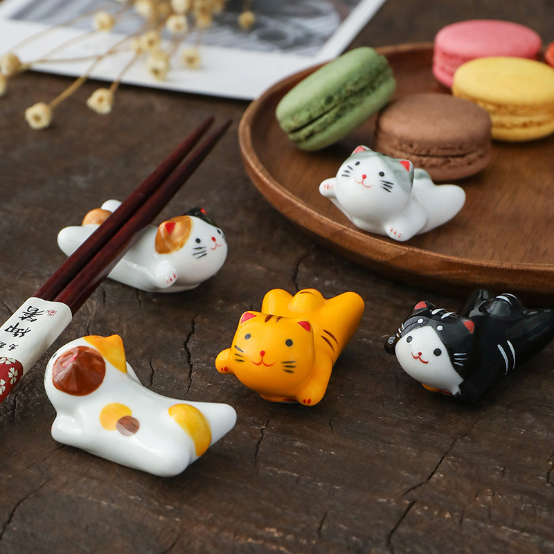 Chopstick Rest Ceramic - Repose-baguettes en céramique Chat Volant, style